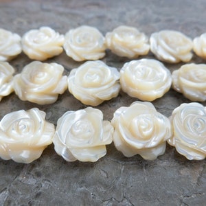 nacre brune perles de fleurs en coquillage perles de fleurs gravées perles de fleurs sculptées perles de fleurs double face 10 perles image 2