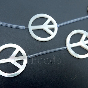 MOP peace sign pendant - white mother of pearl symbol pendant beads - jewelry centre beads - engraved sea shell beads - 15mm 20mm 25mm -2pcs