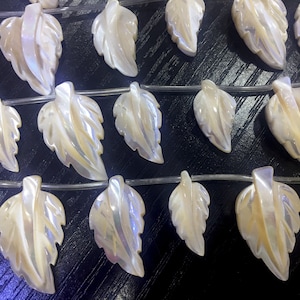 3 sizes brown MOP leaf beads - mother of pearl shell - shell leaf beads - hand engraved shell beads - mother of pearl charm - 20 beads