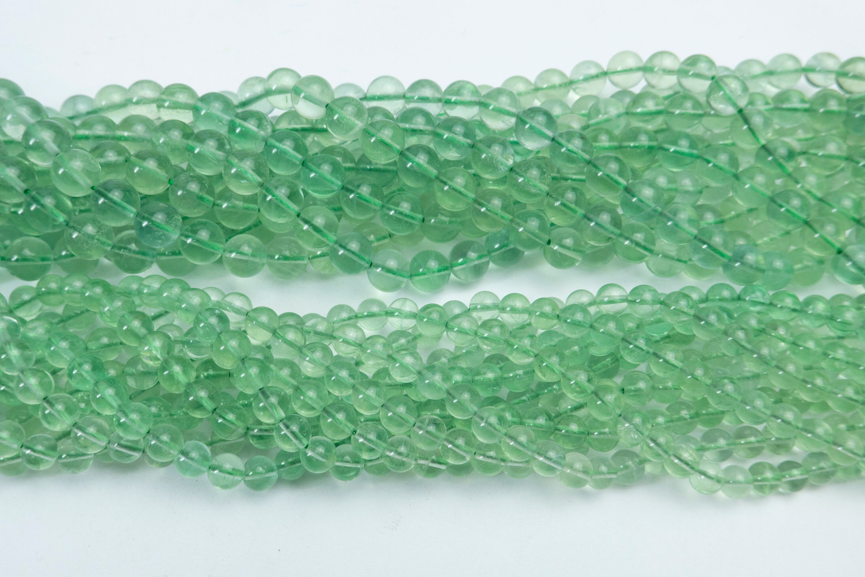 grüner Fluorit, runde Perle, 6-12 mm, lindgrüne Steinperle, grüne Perle, grüne Schmuckperle, Schmuckherstellung, grüne diy Perle, Fluoritperle