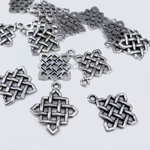 filigree square metal charms - antique silver jewelry charms - geometric necklace charms - jewellery making charms  -20 pcs