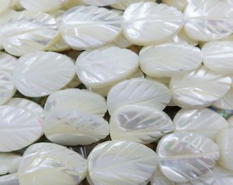 white MOP leaf beads - carved shell beads - leaf jewelry beads - mother of pearl beads for jewelry design - MOP plant beads - 15 inch