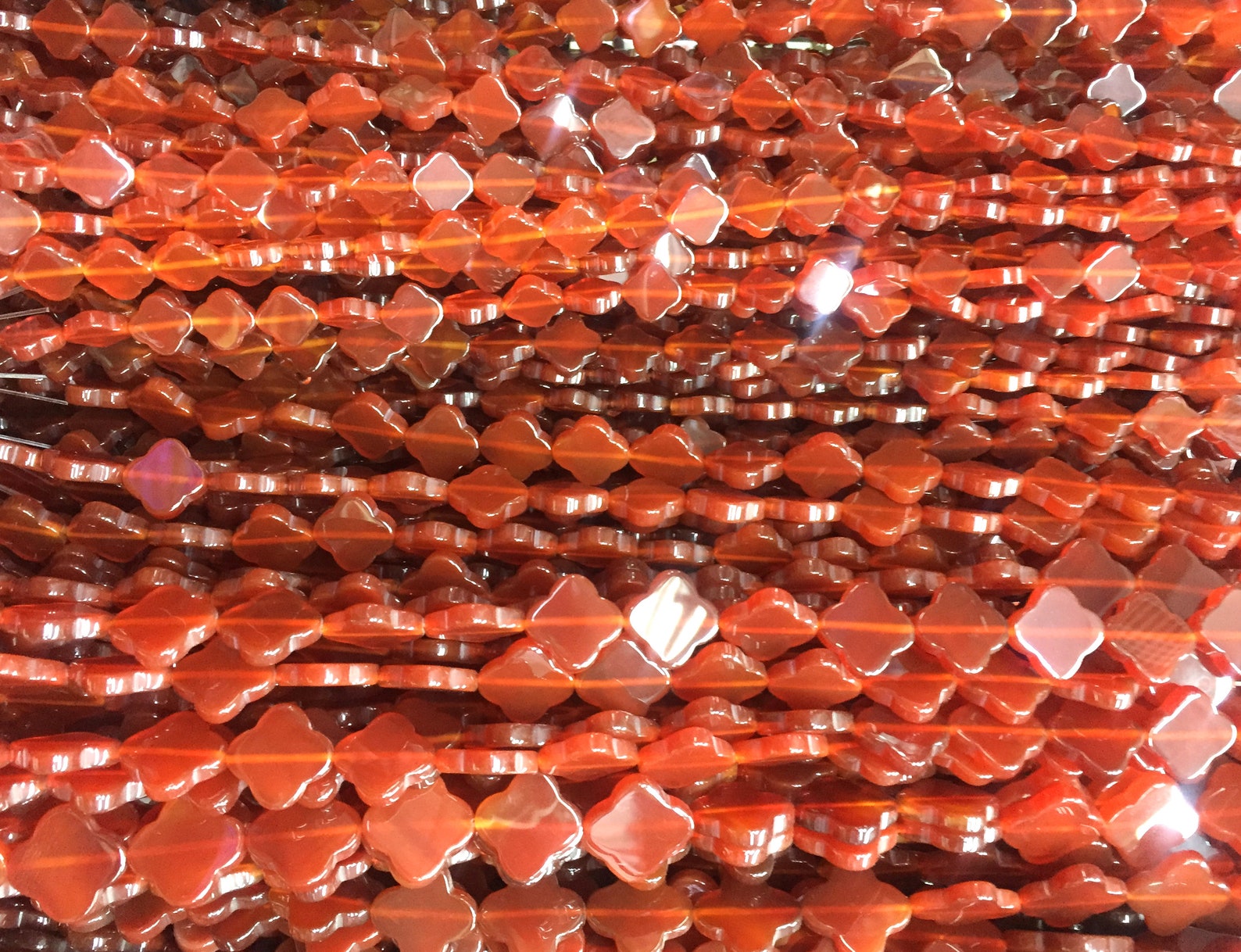 CLOVER 20 MOTIFS CARNELIAN GOLD