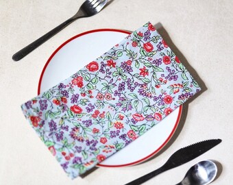 Set of 2/4 | Floral Cotton Napkins | ZERO WASTE Designer Fabric