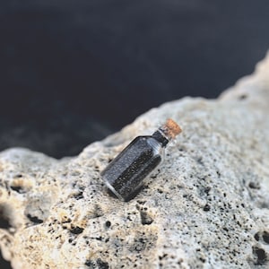 Vieques MAGNETIC Black Sand in a Bottle