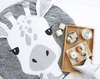 giraffe tummy time mat