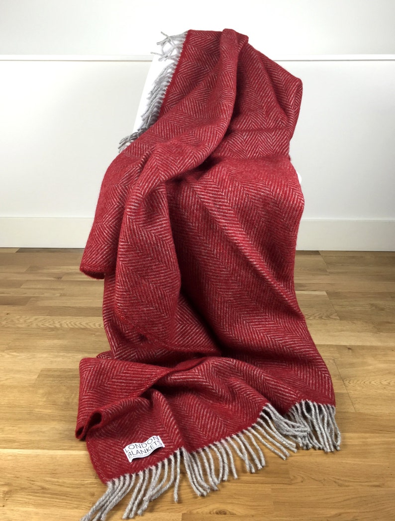 Red Throw Blanket 100 Wool Red Sofa Throw Red Bed Throw Etsy