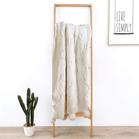 Natural Pom Pom Throw Blanket Fluffy Pom Pom Throw Knitted Throw
