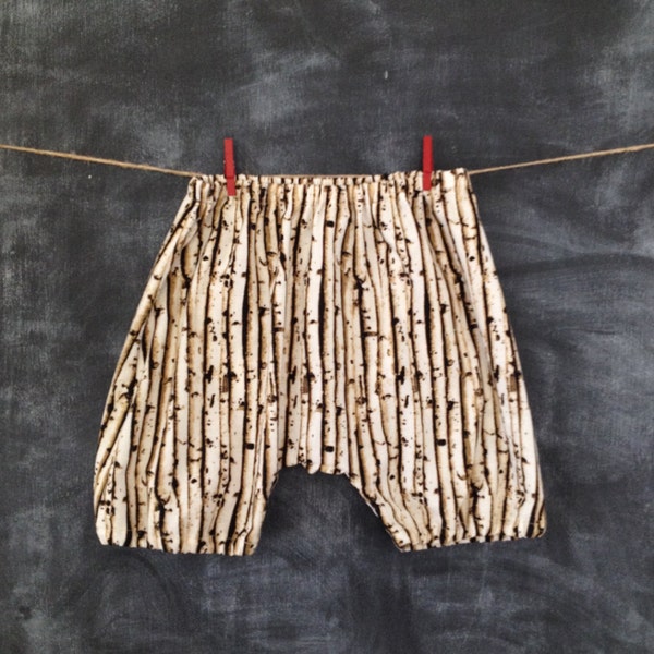 Aspen Trees Harem Bubble Shorts, Yoga Pants, Two Back Pockets, Elastic Waist and Legs, 100% Cotton, Size 24 Months / 2T