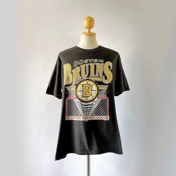 Vintage Boston Bruins Sweatshirt, Bruins Tee, Hockey Hoodie, College Sweater, Hockey Fan Shirt, Boston Hockey Comfort Colors Shirt