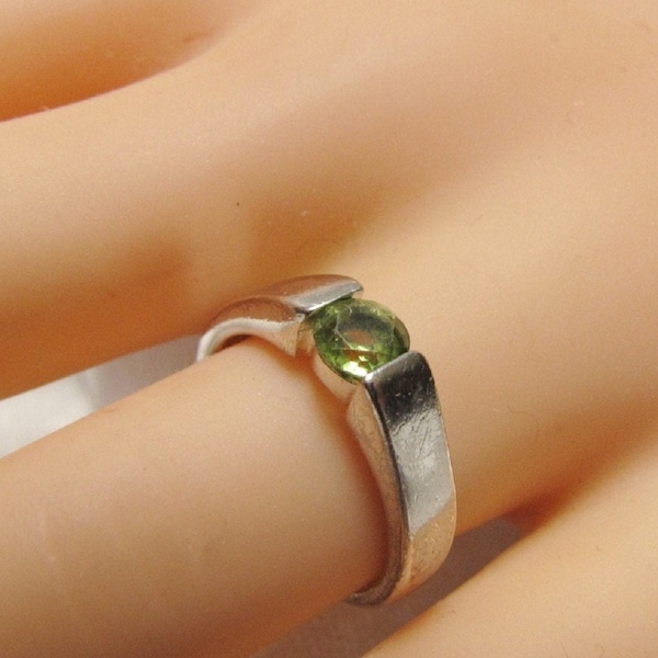 Dainty Sterling Silver & Peridot Gemstone Ring, Minimalist Simple Delicate Green Solitaire Ring, Small  Hand Cast Size 5 1/2