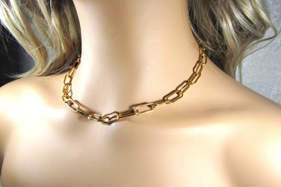 Irresistible Gold Choker Chain Necklace, Papercli… - image 4