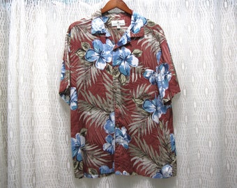 Casual Streetwear Shirt by Island Shores. Mens Vintage Hawaiian Flora short sleeves. Comfortable fabric. 100% Rayon