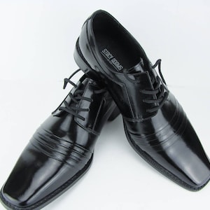 Stylish Men&#39;s Black Patent Leather Dress Shoes, Comfortable Lace Ups, Designer Shoes by Stacy Adams, Office, Night Out, Wedding, Size 8M
