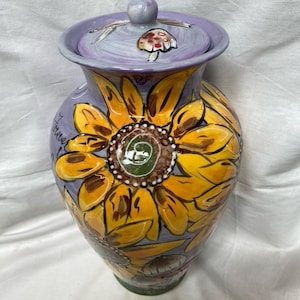 Ceramic Burial PET URN for Extra Large Dog 60lbs+ w/Custom Hand Painted Pet Portrait, Pet Memorial Keepsake Urn 4 Pet Cremains, Pottery Urn