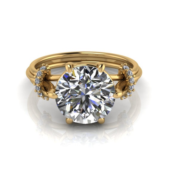 Mona Round Forever One Moissanite 4 Claw Prong Diamond Sides