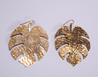 Brass Monstera Leaf Earrings; Brass Plant Earrings; Hammered Monstera Earrings; Plant Jewelry; Brass Earrings; Monstera Earrings