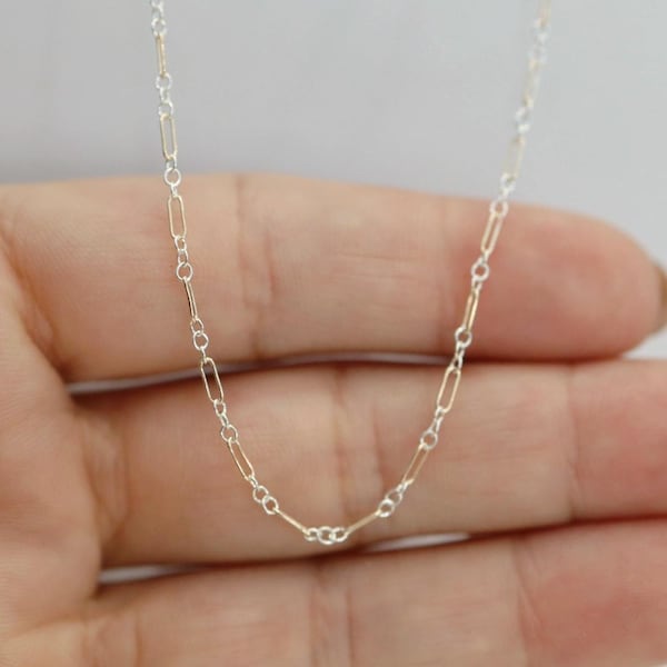 Collier superposition de métaux mélangés : argent sterling, chaîne de remplissage d'or 14 carats