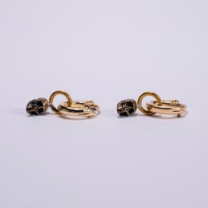 Skull Hoop Earrings in Gold; Gold Skull Hoop Earrings; Tiny Skull Hoop Earrings; Dainty Skull Earrings; Goth Gift for her; Witchy Jewelry