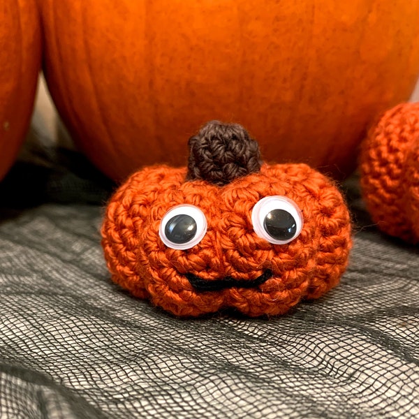 Crochet Little Googly Eyed Pumpkins