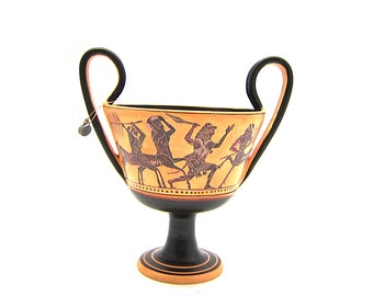 Kantharos Attic Red figured Vase of Hercules fighting with  Centaurus replika from  C6th B.C., Antikensammlung Berlin