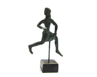 Donna spartana in bronzo che corre, Museo greco Riproduzione di una scultura del British Museum, Arte museale di qualità