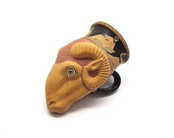 Griekse vaas, Attic Red Figure Rhyton, British Museum replica van Syriskos Painter terracotta vaas