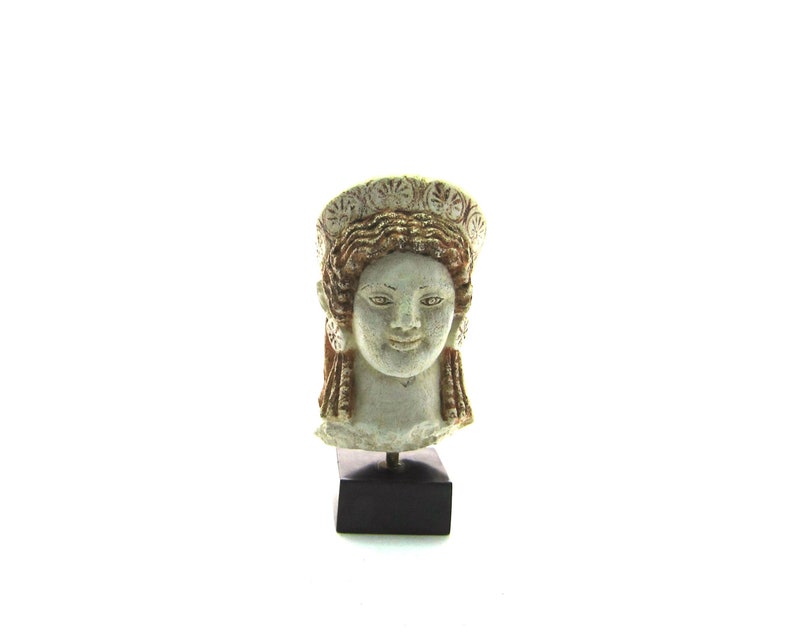 Acropolis statue Kore Museum quality art Greek sculpture