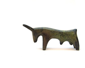 Minoan Bull bronze museum copy , Greek metal art replica,  minoan taurus