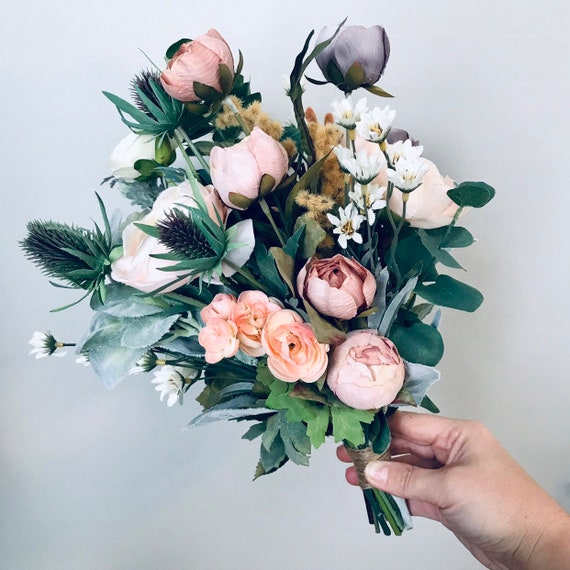 boho bridesmaid bouquets
