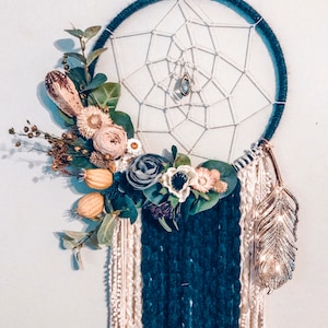 Moody Dreamcatcher, Boho Dreamcatcher, Gray Dreamcatcher, Floral Dreamcatcher, Dream cather Wall Hanging, Nursery Dreamcatcher, Boho Art