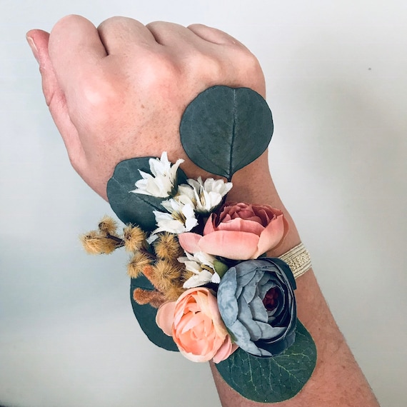 Custom Wedding Corsage – Handpicked Florals, Mother of Bride/Groom
