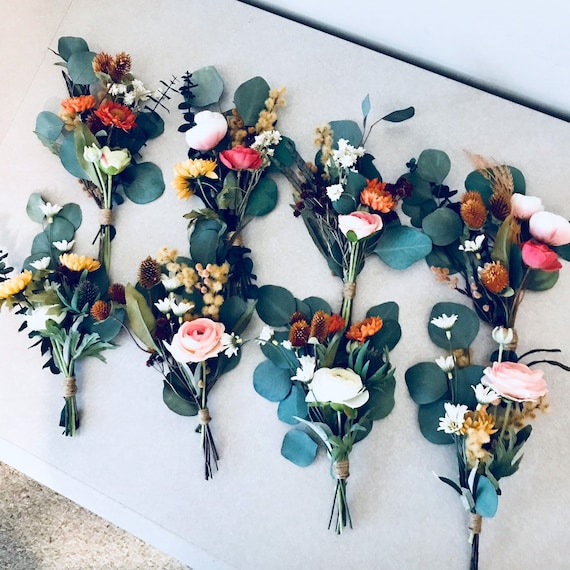 junior bridesmaid bouquet