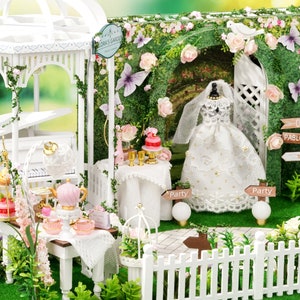 1: 24 DIY Miniatur Puppenhaus Kit Französischer Stil Garten Traum Hochzeit Besonderes Tag Szene w / Licht und Spieluhr Handwerk in einer Box Geschenk Wohnkultur