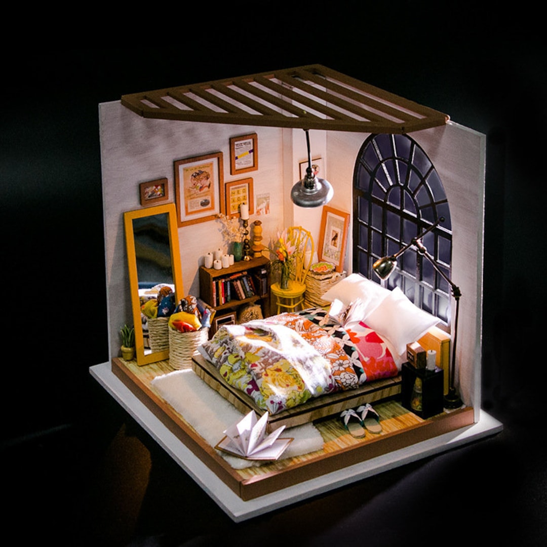 1:24 Miniature Dollhouse DIY Kit Alice's Dreamy Bedroom With Light ...