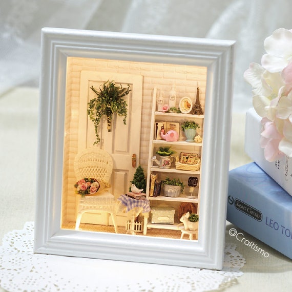 NEW DIY Mini Photo Frame Dollhouse Furniture LED Light Set-Summer Afternoon