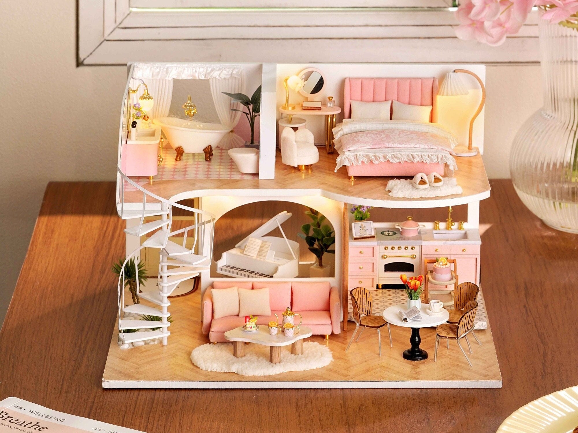 ドールハウス完成品オーダー。ピンクのお部屋 ドールハウス完成品オーダー。ピンクのお部屋 Amazon.co.jp: 10月