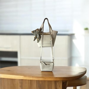 Steve Madden Bucket Purse with pouch