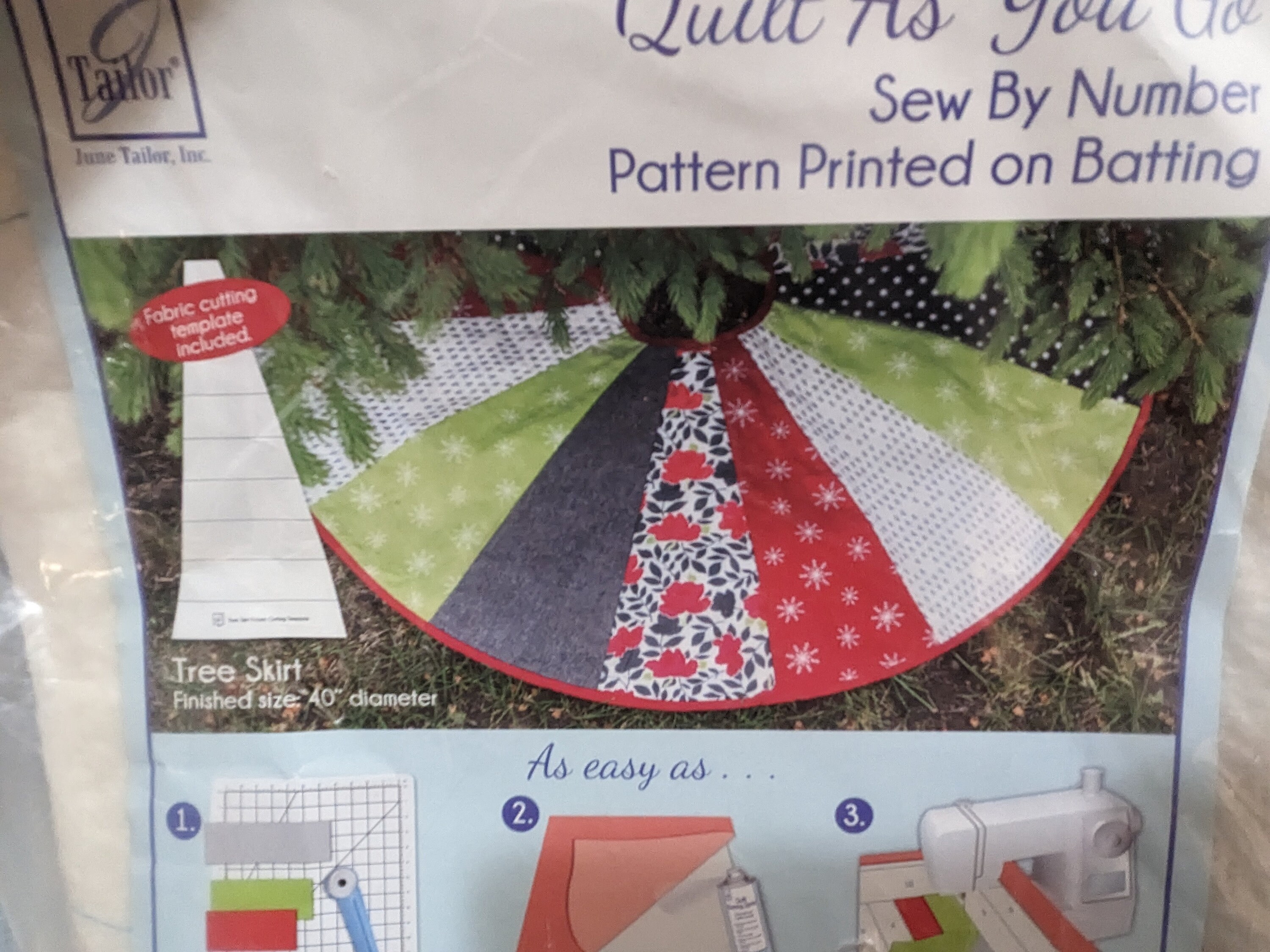 Quilt As You Go Tree Skirt - By June Tailor Inc. - 730976014922