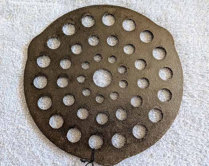 Cast Iron Meat Rack Trivet - Thumbnail 5