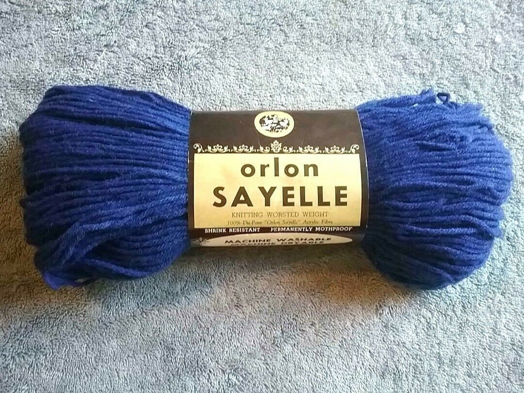Du Pont Orlon Sayelle Knitting Worsted Weight Yarn Navy Blue Acrylic 4