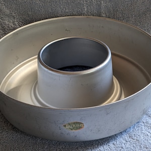 Vintage MIRRO Aluminum Jello Mold 11 Cup Gelatin Mold Savarin Ring Mold Ring Cake Mold Italian Ring Cake Pan Aspic Mold Aluminum Mold