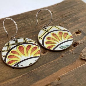 Vintage tin earrings Orange circle earrings Round tin earrings Tin dangle earrings Yellow and orange circles Boho dangle earrings Tin circle
