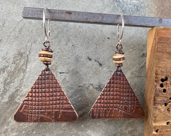 Copper dangle earrings Long boho dangle earrings Textured copper earrings Long ethnic style Boho copper Plain copper Triangle earrings Brown