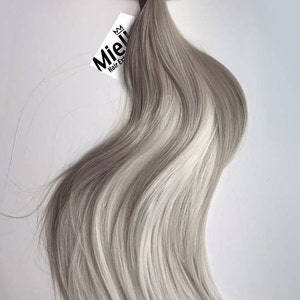 ミディアム アッシュ ブロンド バラヤージュ ウィーブ ヘアエクステンション | シルキーストレート ナチュラル ヒューマンヘア | マシンタイド ウェフト | 1、2、3、4 バンドル ディール