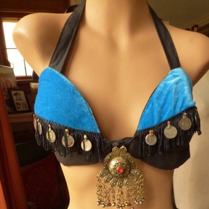Tribal Fusion Bra, US Size 32 AA, Pink Tribal Fusion Bra With Bellychain  and Tribal Coins and Kuchi Buttons, Handmade,ooak -  New Zealand