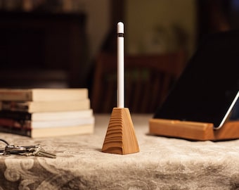 The Apple Pencil Pyramid Stylus/Pen Holder