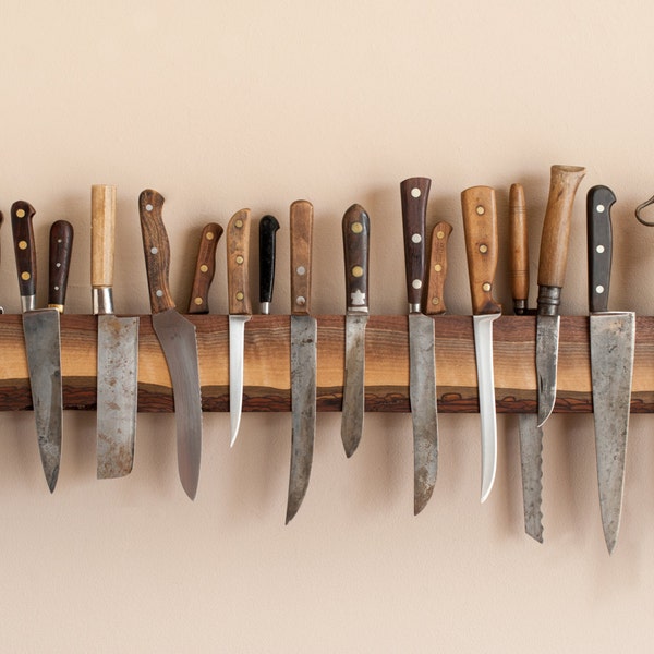 Slotted and Magnetic Wall Knife Rack