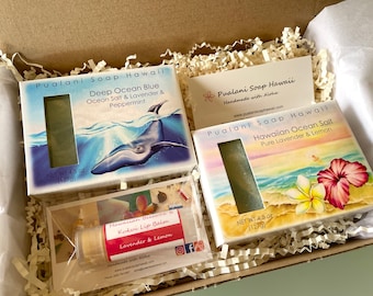 Hawaiian Soap Gift Box with Hawaiian Beeswax Lip Balm //　2 x soap bars and 1 x lip balm