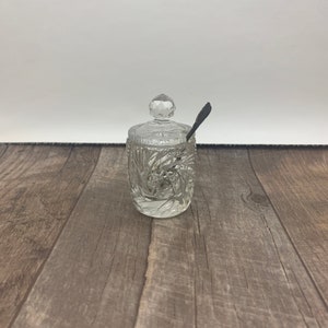 Small Condiment Jar with Serving Spoon and Notched Lid